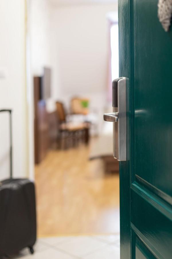 Tercia Hubertus Panzio Bed & Breakfast Sopron Eksteriør bilde